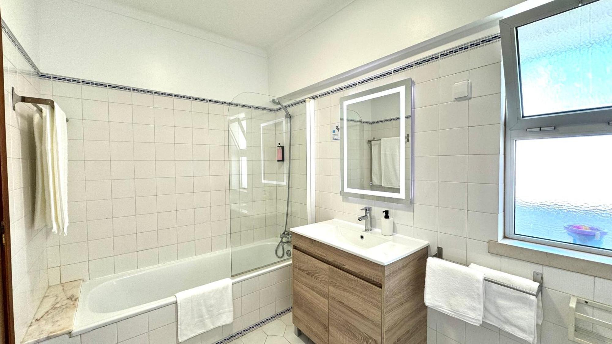 פורטימאו Praia Da Rocha, 605 Concorde, Charming Apartment With Sea View, Internet And Parking, By Ig מראה חיצוני תמונה